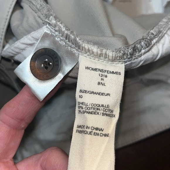 Woolrich Women's Tan Capri Pants Size 10 - Picture 7 of 11